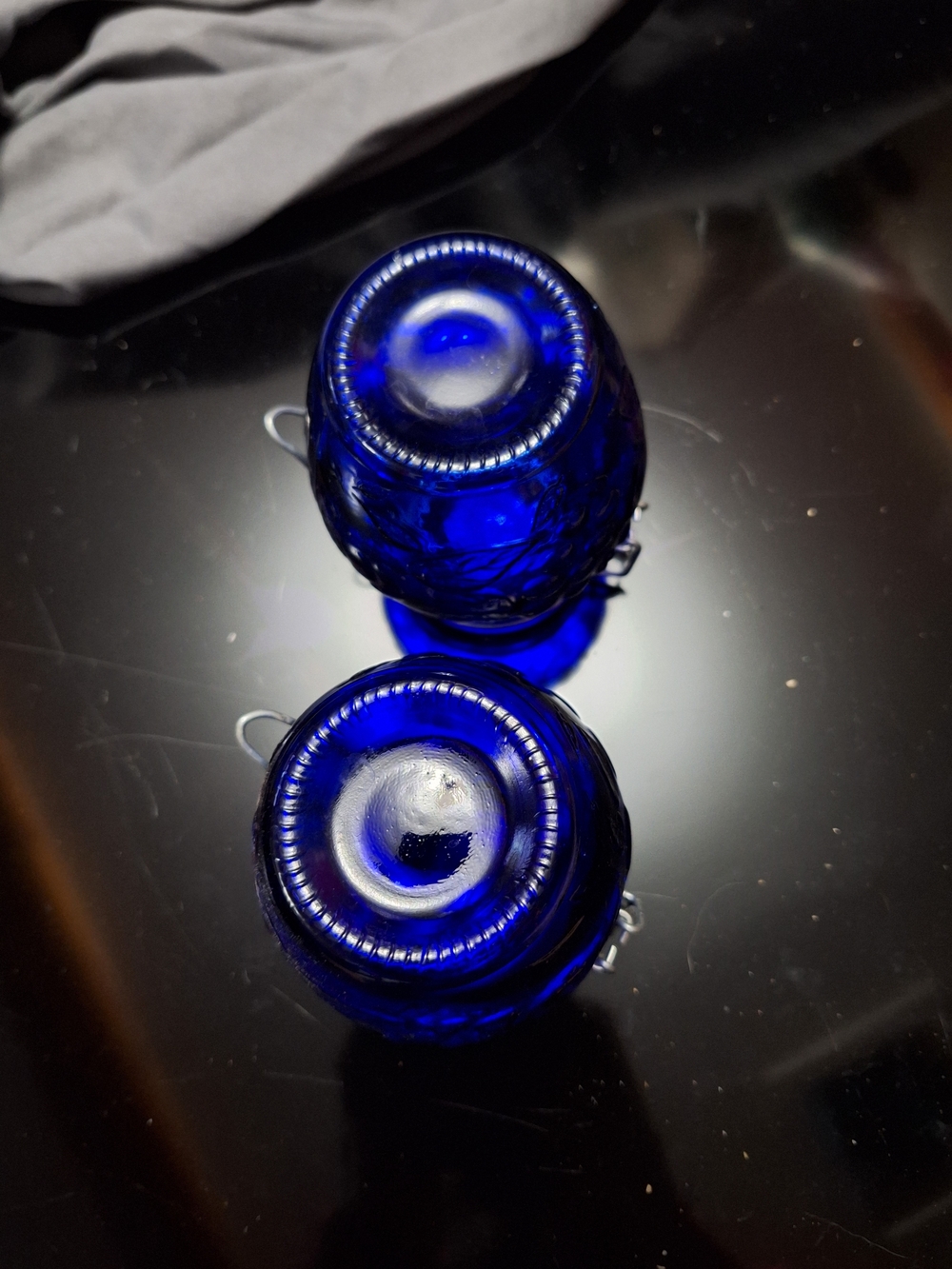 Vintage Cobalt Blue Glass Fruit Embossed Jars - Set of 2 - Wire Bale Lid - Picture 7 of 7